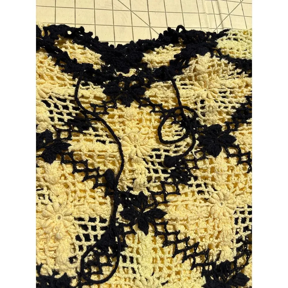 Handmade vtg crochet